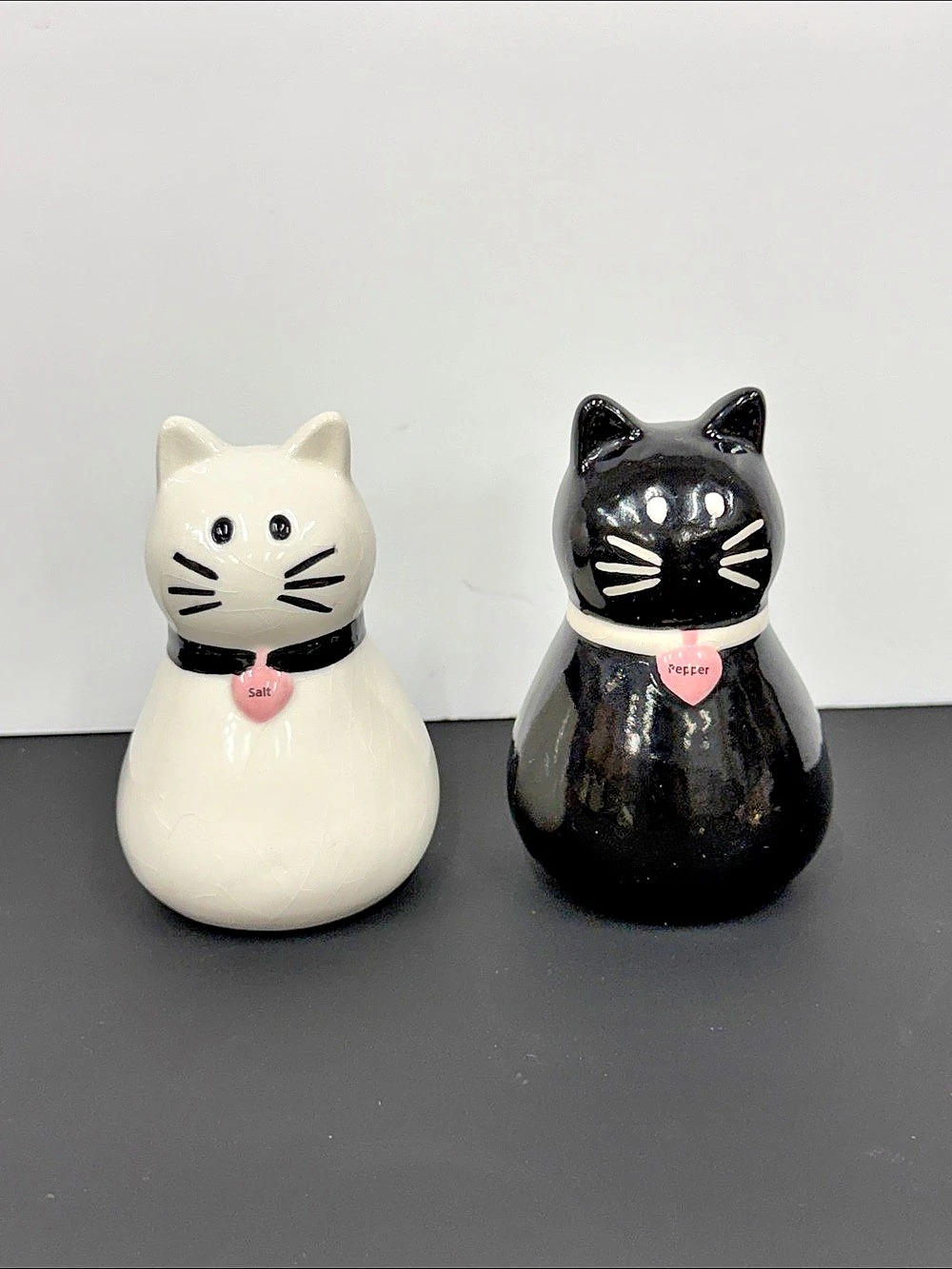 Susan Watkins Black & White Cat Salt & Pepper Shakers Hand Painted Unique Produc